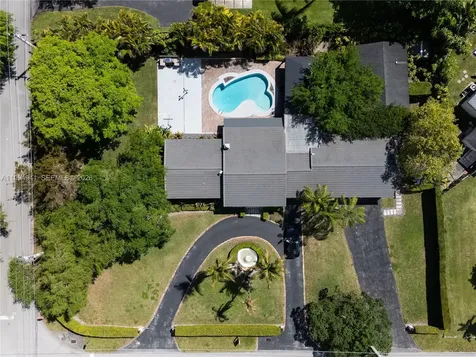 8500 SW 70th Street Miami FL 33143