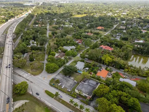 8500 SW 70th Street Miami FL 33143