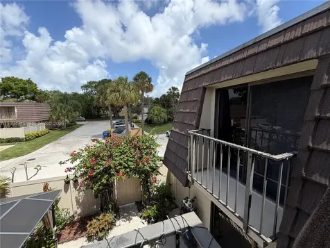 6925 69th Way West Palm Beach FL 33407