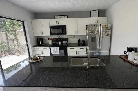 6925 69th Way West Palm Beach FL 33407