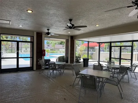 6925 69th Way West Palm Beach FL 33407