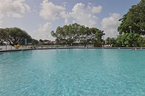 1100 Colony Point Circle Pembroke Pines FL 33026