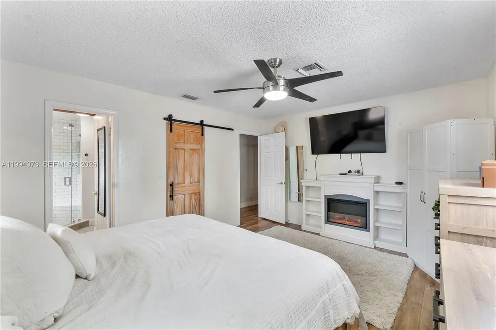3851 NW 100th Avenue Coral Springs FL 33065