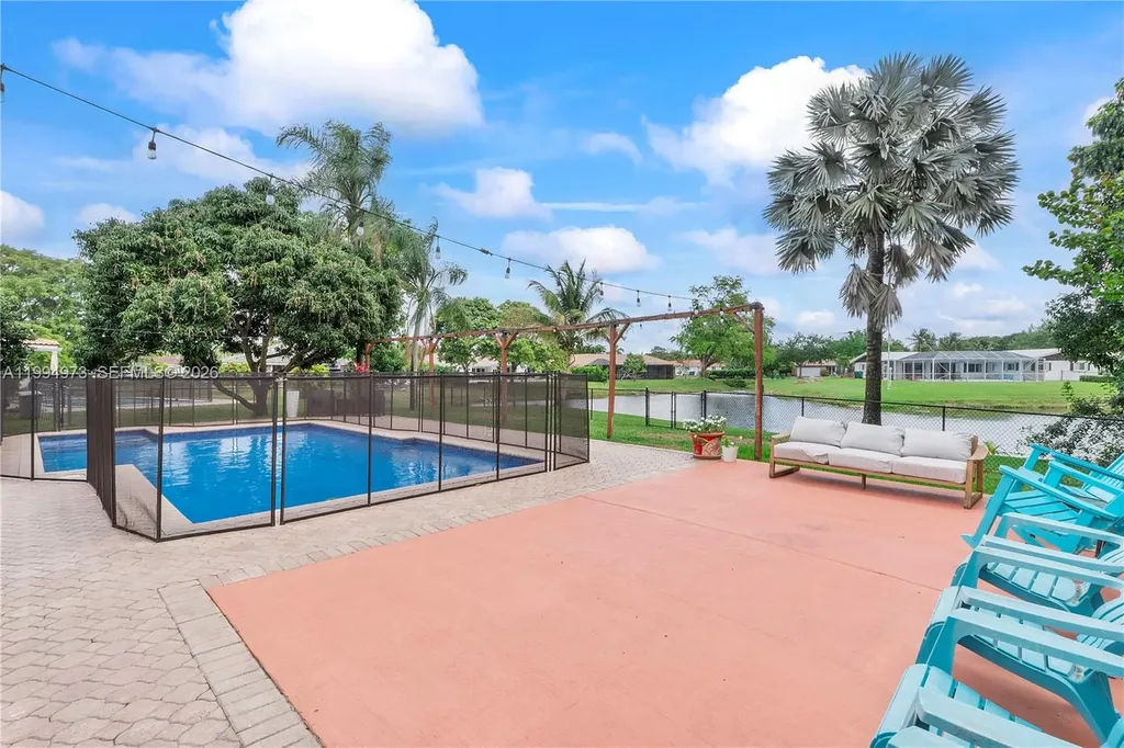 3851 NW 100th Avenue Coral Springs FL 33065