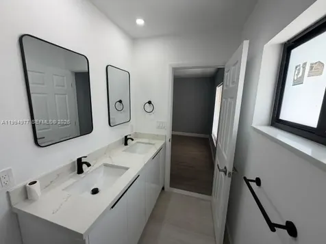 644 NW 6th Court Hallandale Beach FL 33009