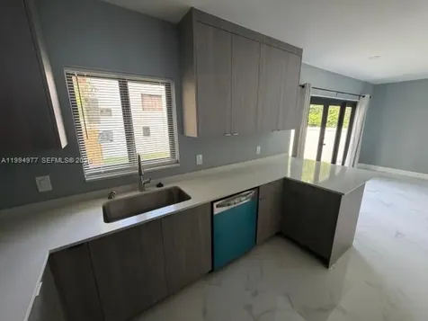 644 NW 6th Court Hallandale Beach FL 33009
