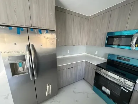 644 NW 6th Court Hallandale Beach FL 33009