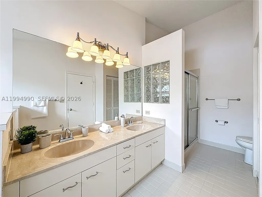 5043 Pointe Emerald Lane Boca Raton FL 33486