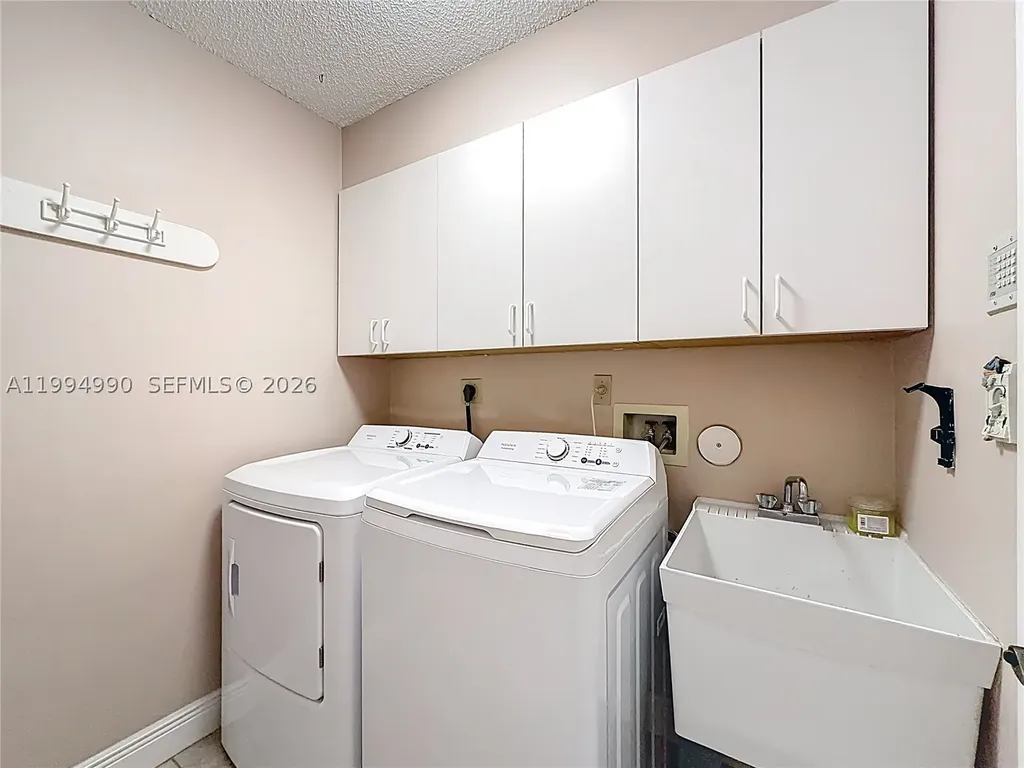 5043 Pointe Emerald Lane Boca Raton FL 33486