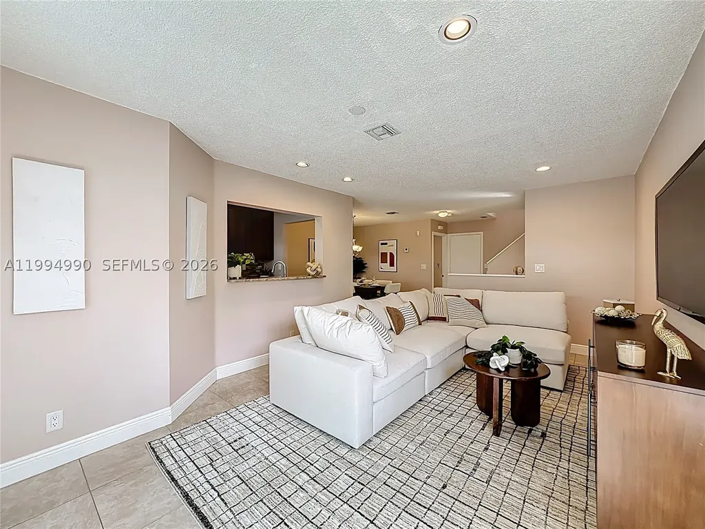 5043 Pointe Emerald Lane Boca Raton FL 33486