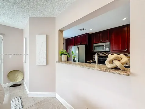 5043 Pointe Emerald Lane Boca Raton FL 33486