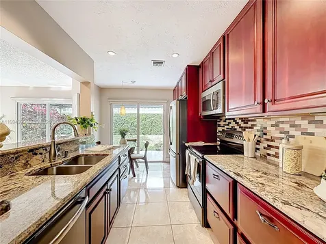 5043 Pointe Emerald Lane Boca Raton FL 33486