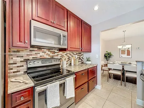 5043 Pointe Emerald Lane Boca Raton FL 33486