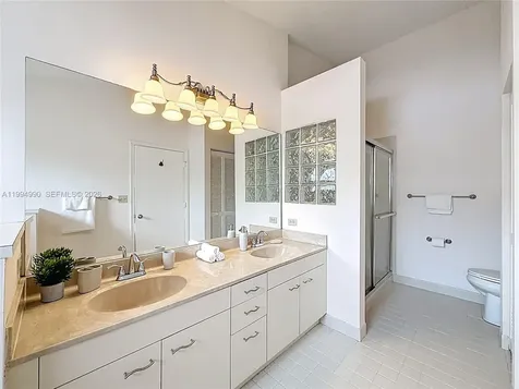 5043 Pointe Emerald Lane Boca Raton FL 33486
