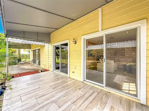 5043 Pointe Emerald Lane Boca Raton FL 33486