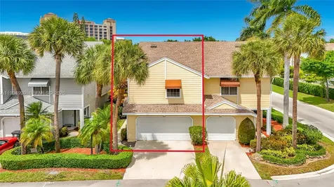 5043 Pointe Emerald Lane Boca Raton FL 33486