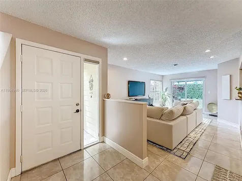 5043 Pointe Emerald Lane Boca Raton FL 33486