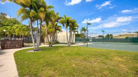 5043 Pointe Emerald Lane Boca Raton FL 33486