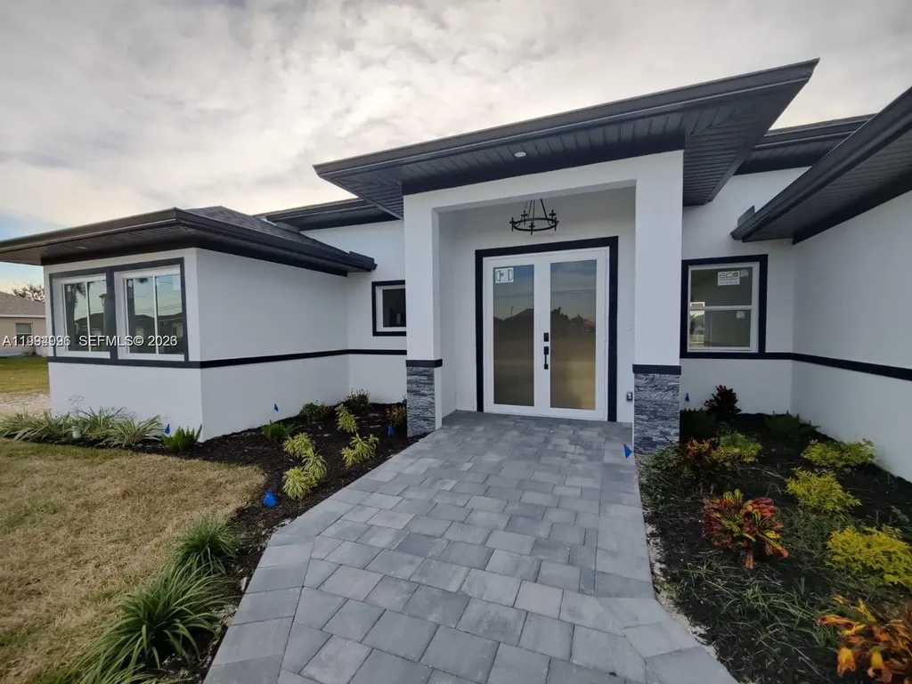 716 NW 37th Avenue Cape Coral FL 33993