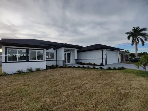 716 NW 37th Avenue Cape Coral FL 33993