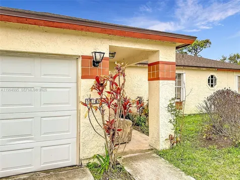 2538 SE Richmond Street Port St. Lucie FL 34952