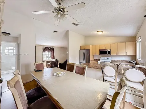 2538 SE Richmond Street Port St. Lucie FL 34952