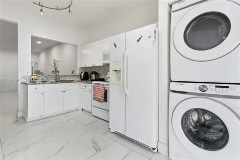 64 SW 15th Terrace Homestead FL 33030