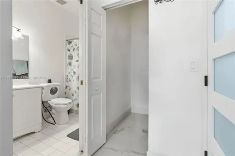 64 SW 15th Terrace Homestead FL 33030