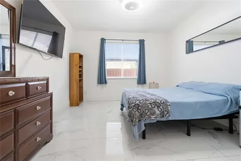 64 SW 15th Terrace Homestead FL 33030