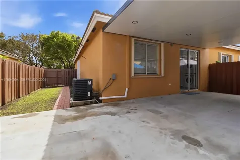 64 SW 15th Terrace Homestead FL 33030