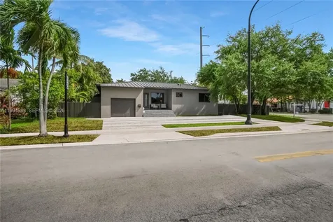 6207 SW 10th Street West Miami FL 33144