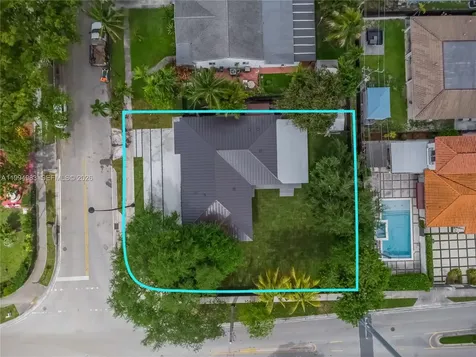 6207 SW 10th Street West Miami FL 33144
