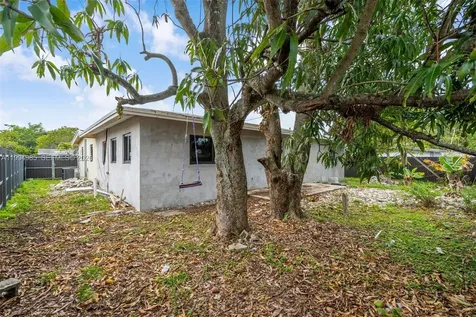1830 NW 26th Terrace Fort Lauderdale FL 33311