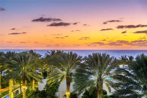 100 S Pointe Drive Miami Beach FL 33139