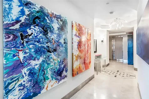 100 S Pointe Drive Miami Beach FL 33139