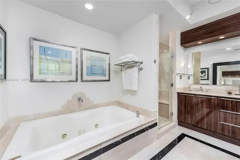 100 S Pointe Drive Miami Beach FL 33139
