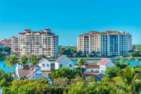 100 S Pointe Drive Miami Beach FL 33139