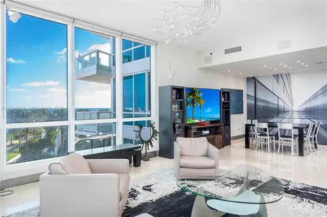 100 S Pointe Drive Miami Beach FL 33139