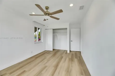 1117 SE 5th Street Deerfield Beach FL 33441