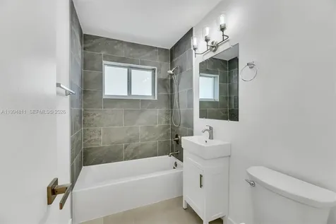 1117 SE 5th Street Deerfield Beach FL 33441