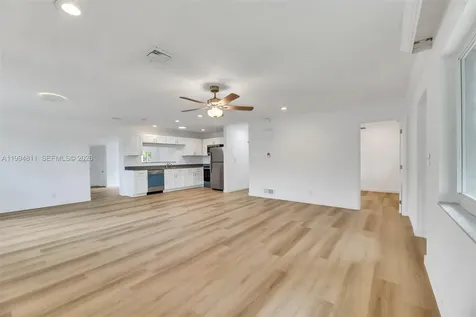 1117 SE 5th Street Deerfield Beach FL 33441