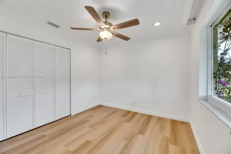 1117 SE 5th Street Deerfield Beach FL 33441