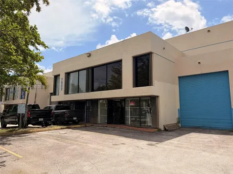 7034 NW 50th Street Miami FL 33166