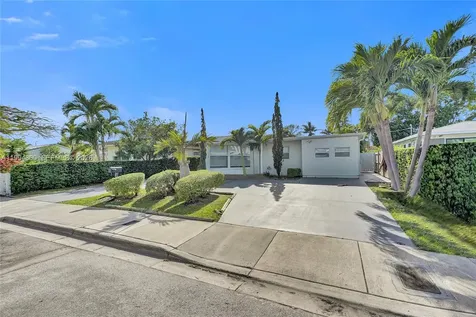 7544 Adventure Avenue North Bay Village FL 33141