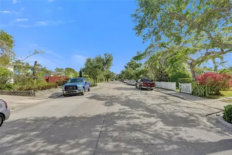 7544 Adventure Avenue North Bay Village FL 33141