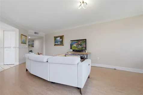 13705 SW 12th Street Pembroke Pines FL 33027