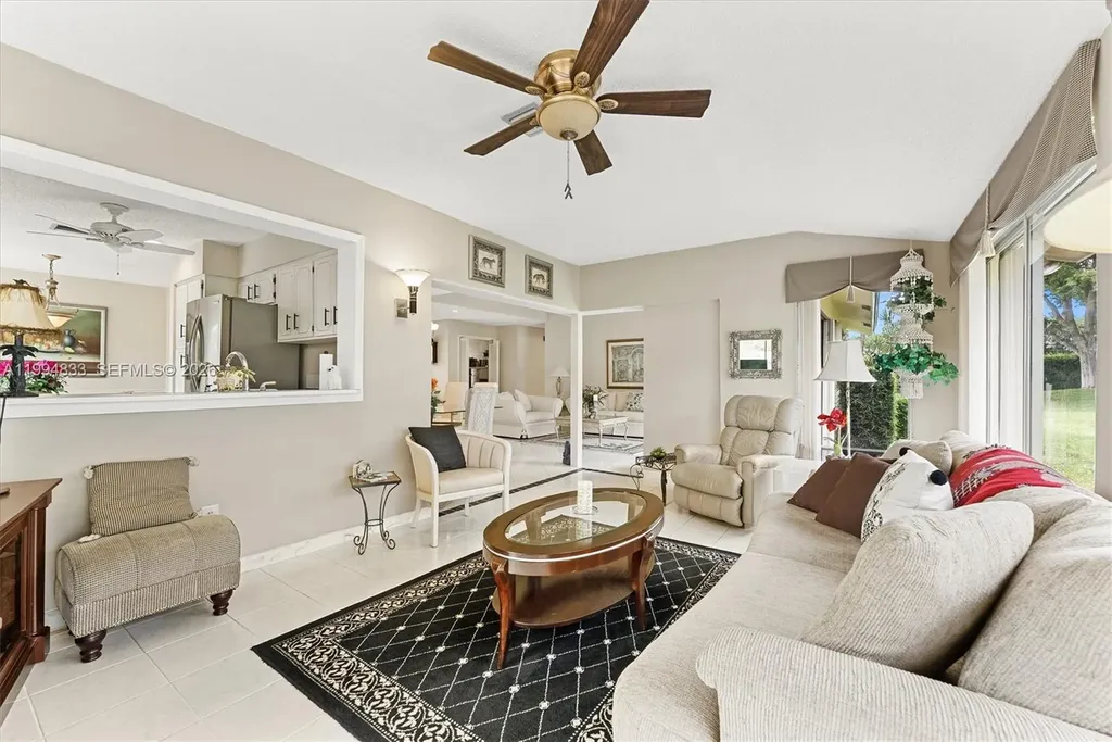 5669 Pinecrest Circle Boca Raton FL 33433