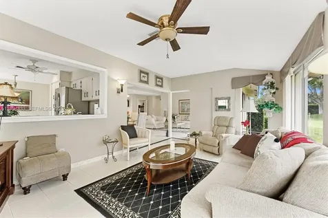 5669 Pinecrest Circle Boca Raton FL 33433