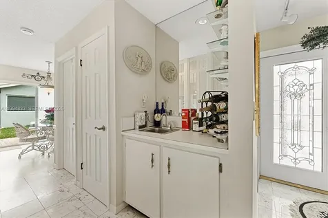 5669 Pinecrest Circle Boca Raton FL 33433