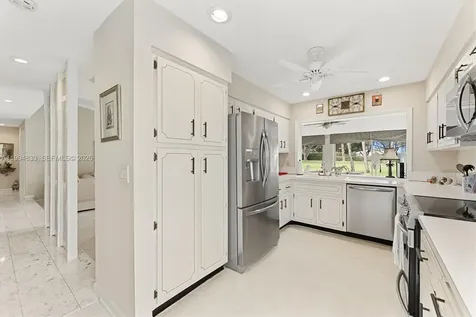 5669 Pinecrest Circle Boca Raton FL 33433